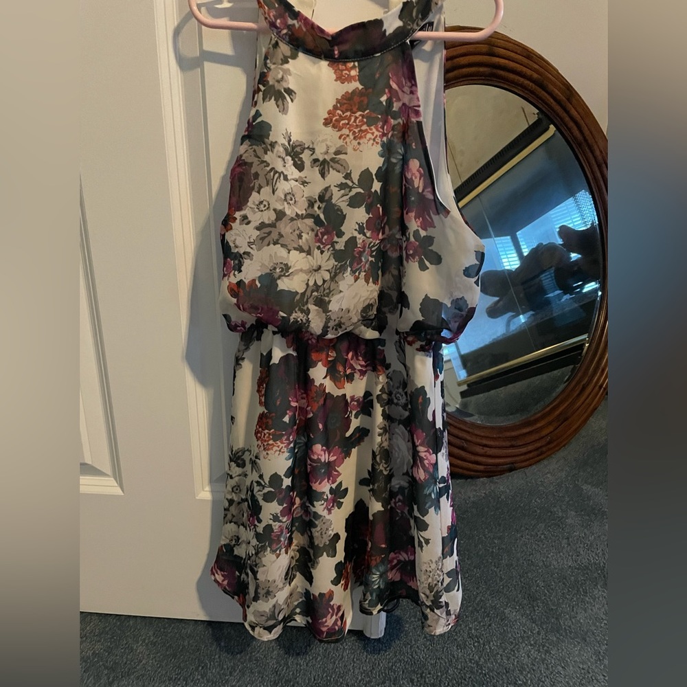 Ava & Yelly romper girls size 8 floral